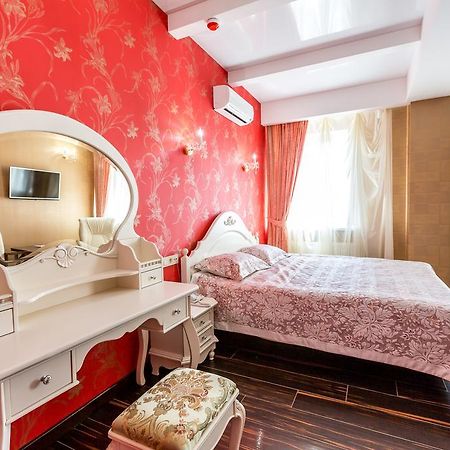 Hotel Premier كامينسك المظهر الخارجي الصورة