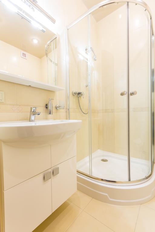 Hotel Premier كامينسك الغرفة الصورة