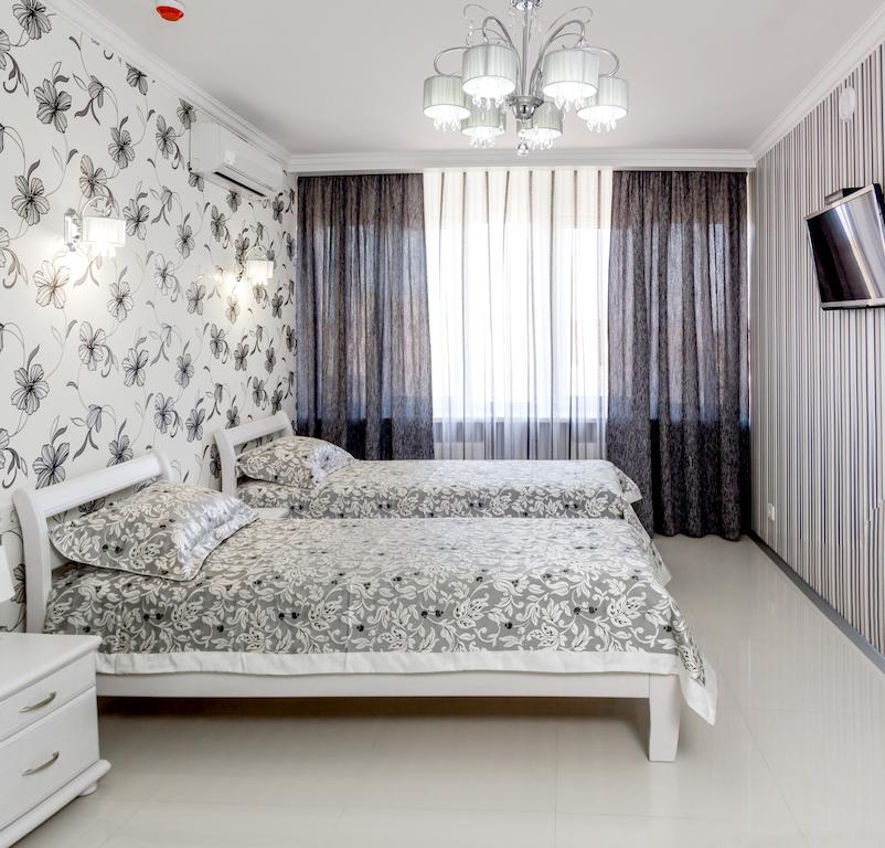 Hotel Premier كامينسك الغرفة الصورة