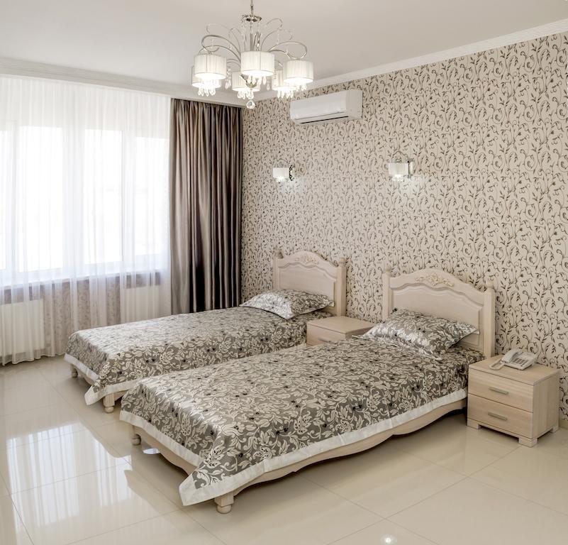 Hotel Premier كامينسك الغرفة الصورة