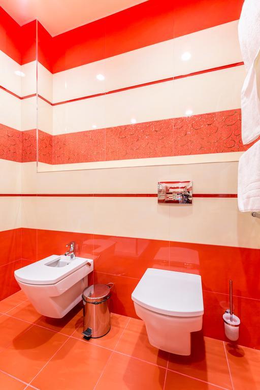 Hotel Premier كامينسك المظهر الخارجي الصورة